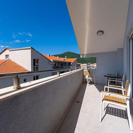 Marea Apartments Budva Luaran gambar