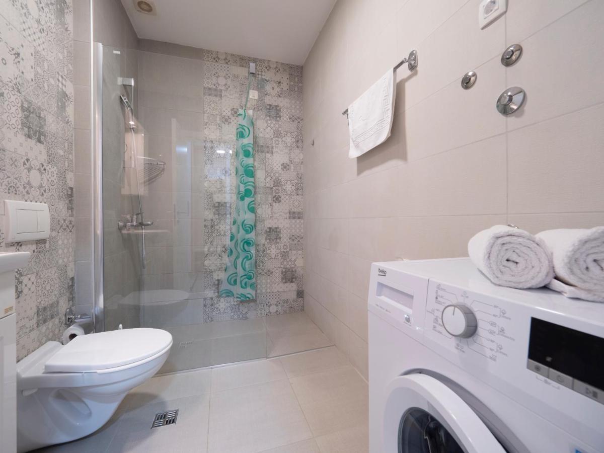 Marea Apartments Budva Luaran gambar