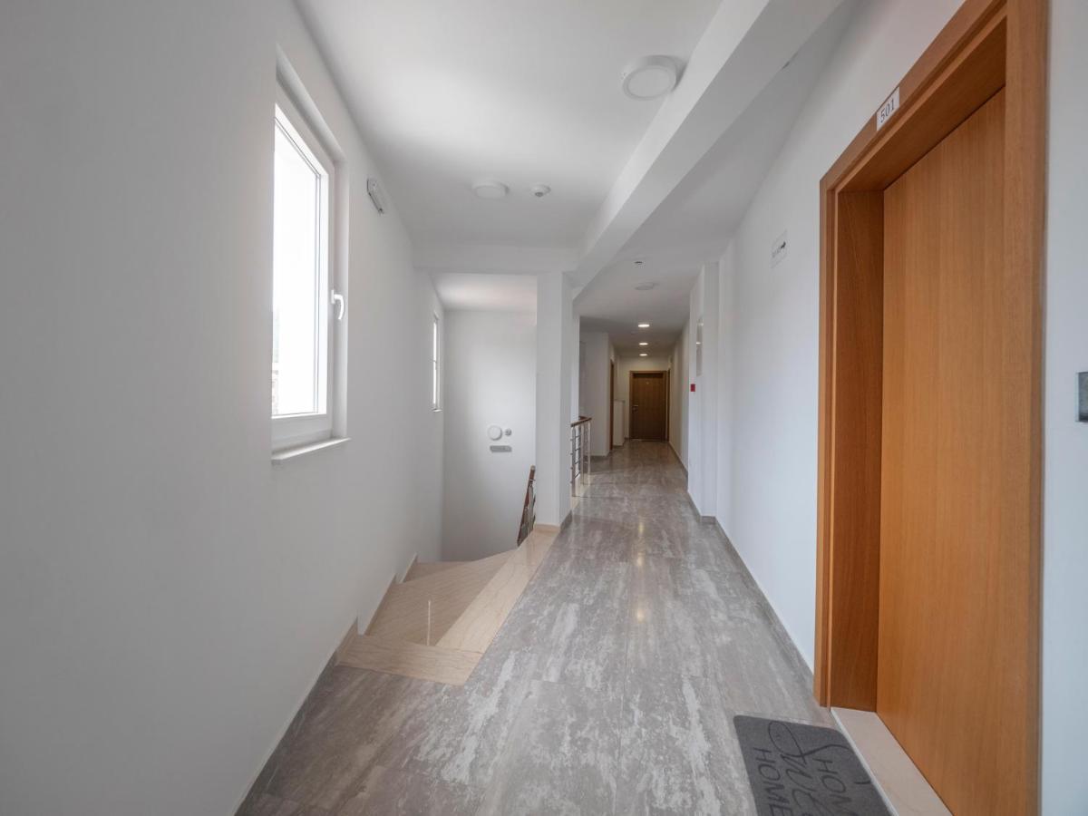 Marea Apartments Budva Luaran gambar