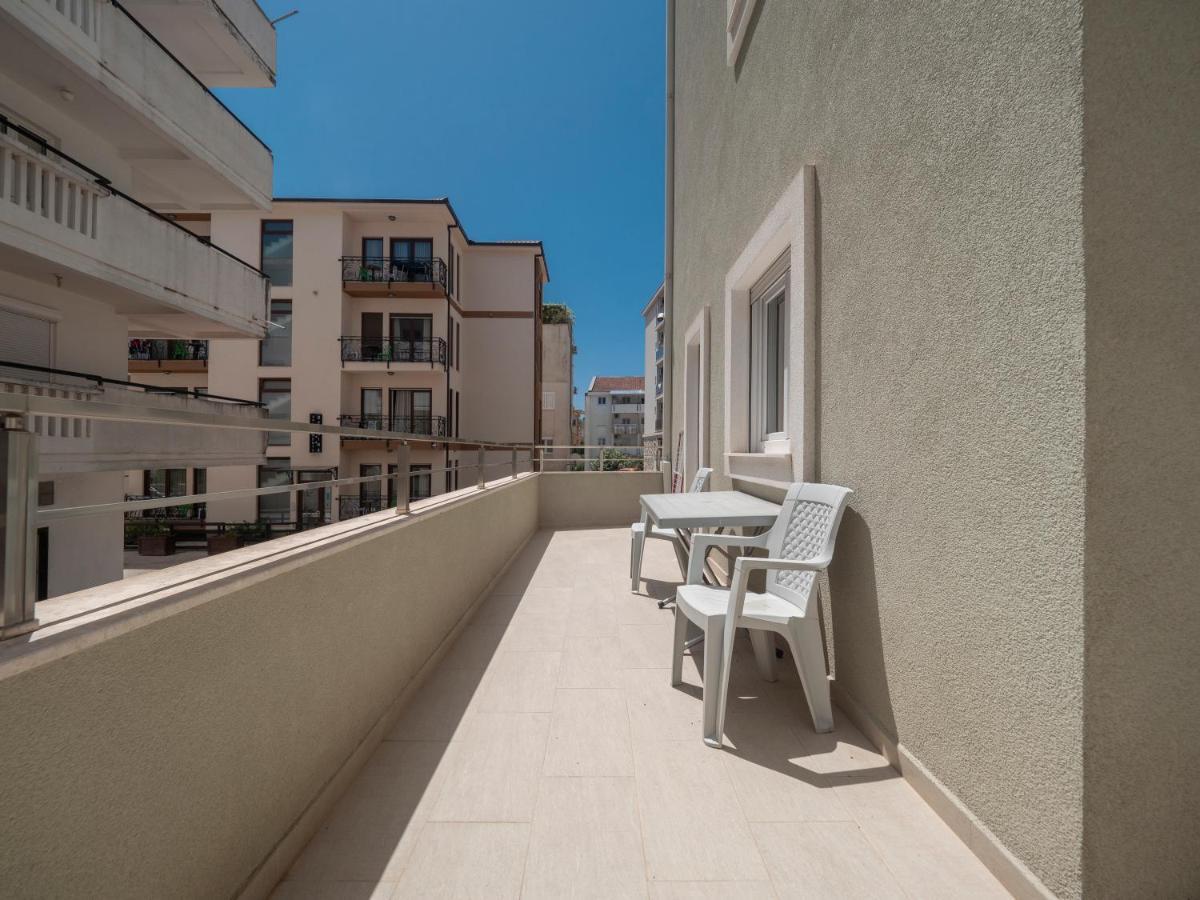 Marea Apartments Budva Luaran gambar