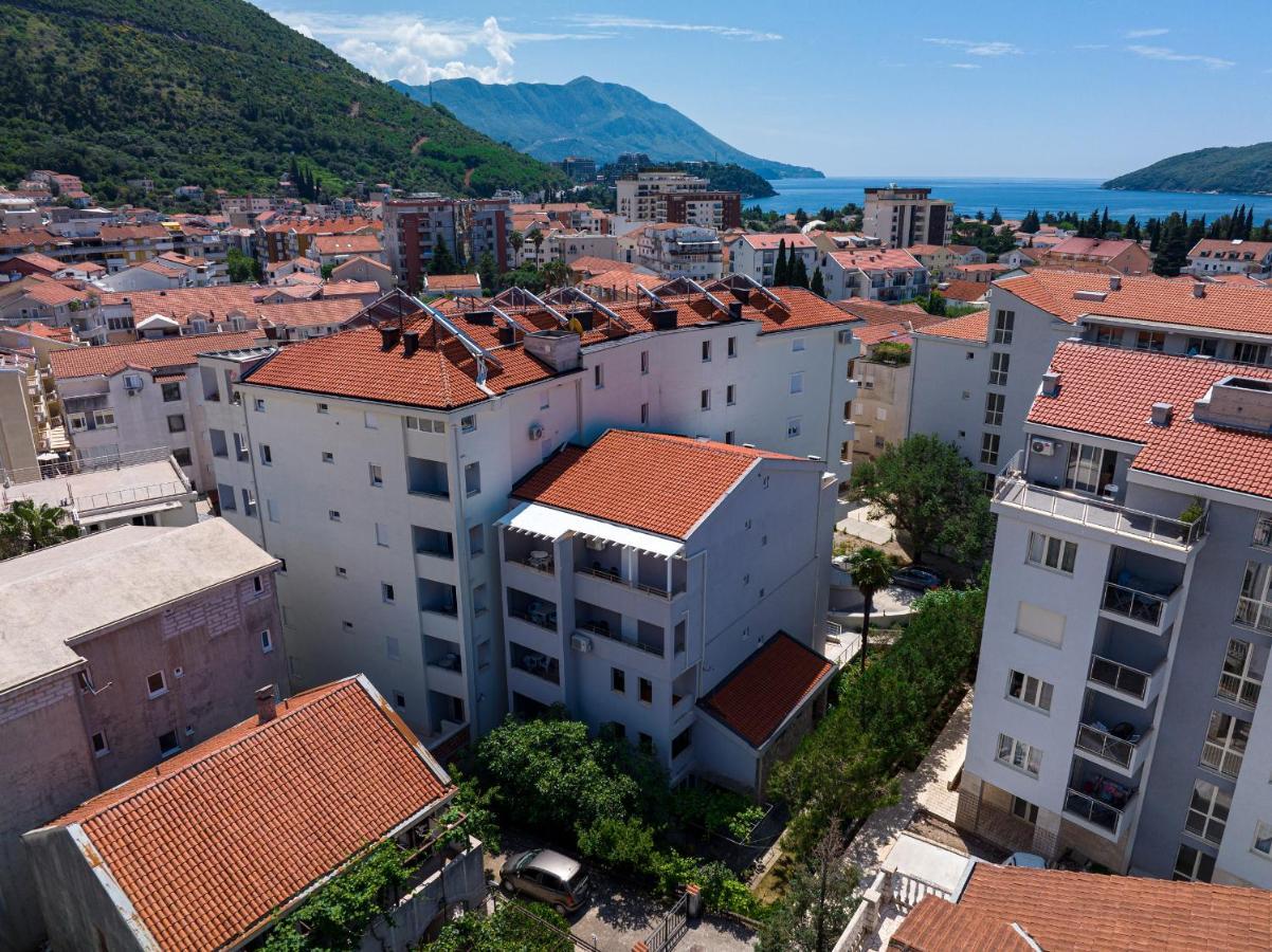 Marea Apartments Budva Luaran gambar