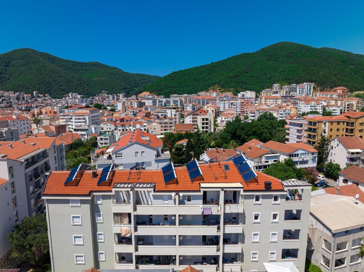 Marea Apartments Budva Luaran gambar