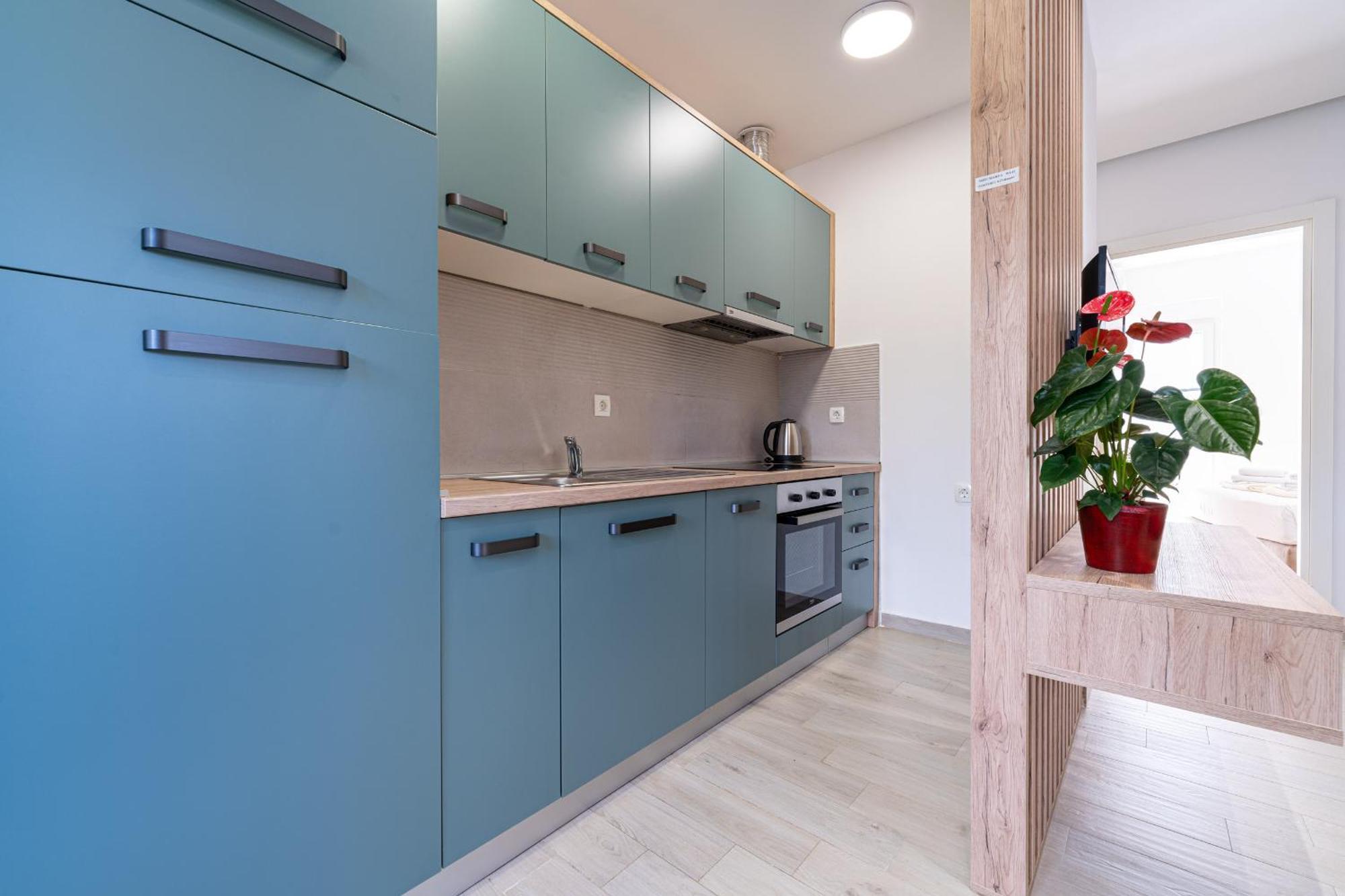 Marea Apartments Budva Bilik gambar