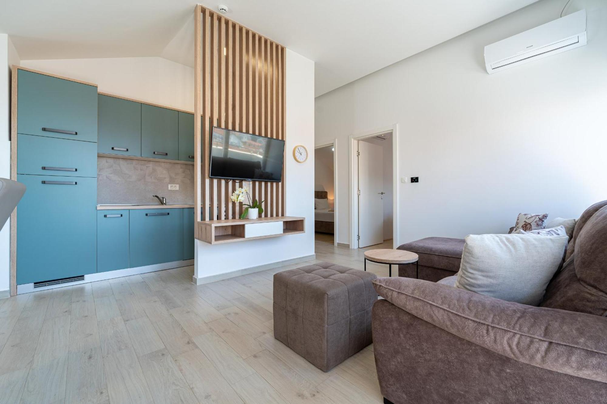 Marea Apartments Budva Bilik gambar