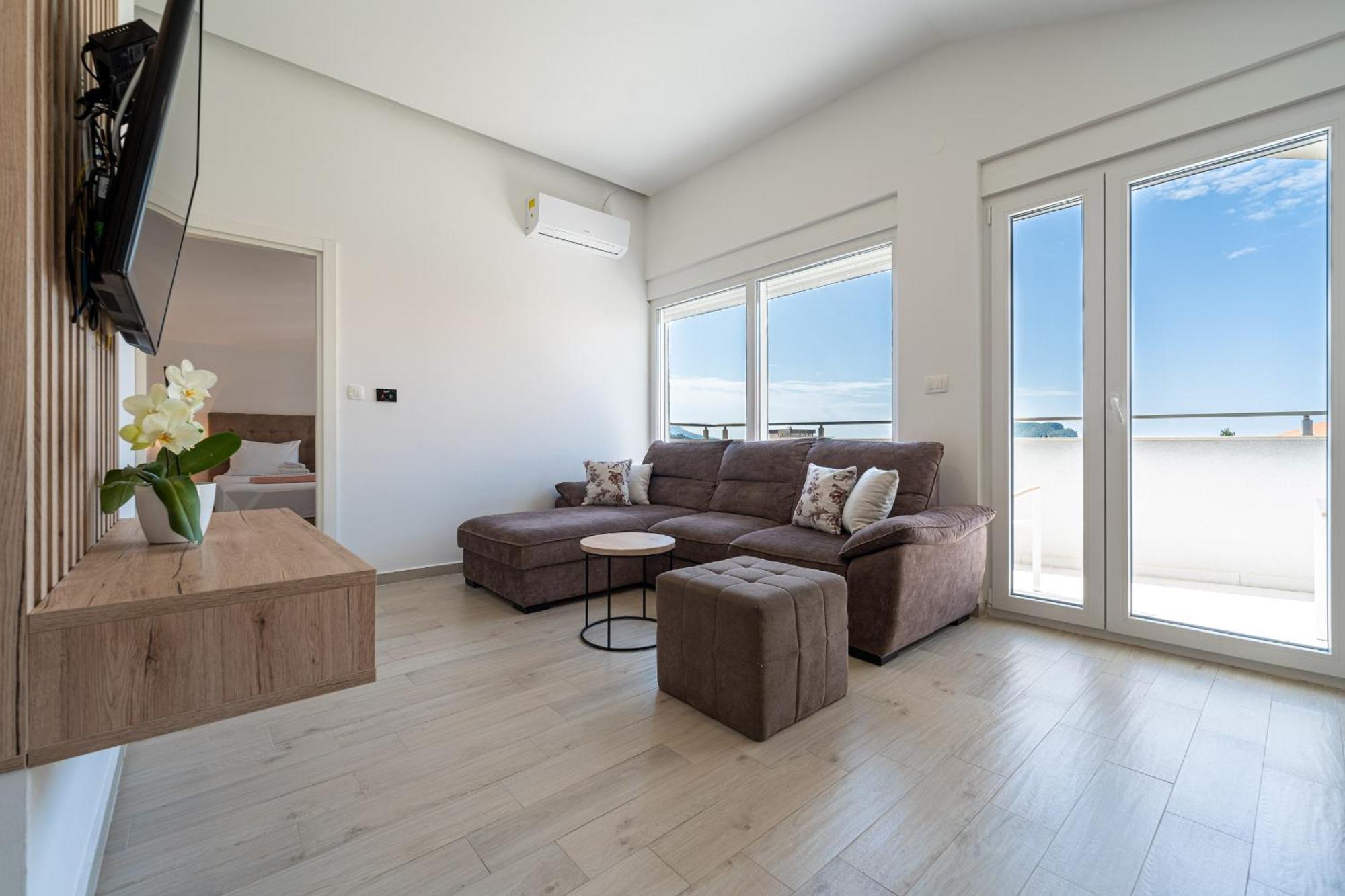 Marea Apartments Budva Bilik gambar