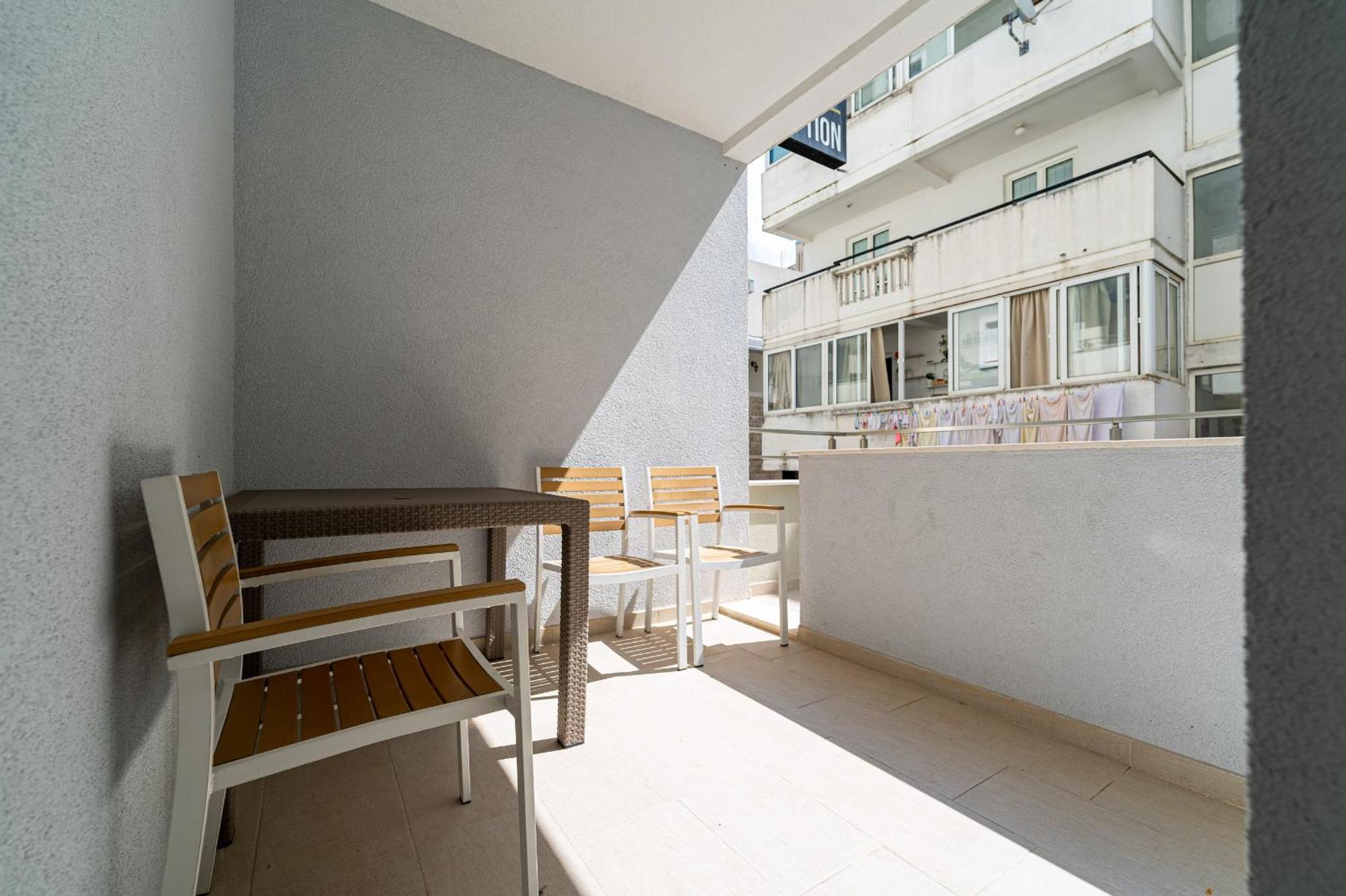 Marea Apartments Budva Bilik gambar